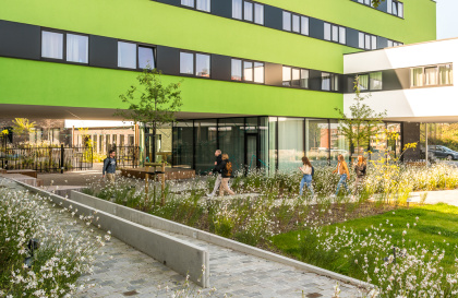 Bâtiment étudiant Upkot Campus Upkot sur la Chaussée de Binche à Mons.