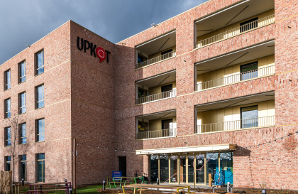 Wing Upkot