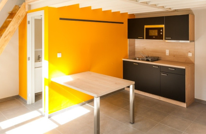 Mons Upkot student room