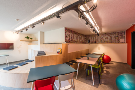Gate Upkot - study café
