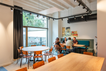 Do Upkot study café