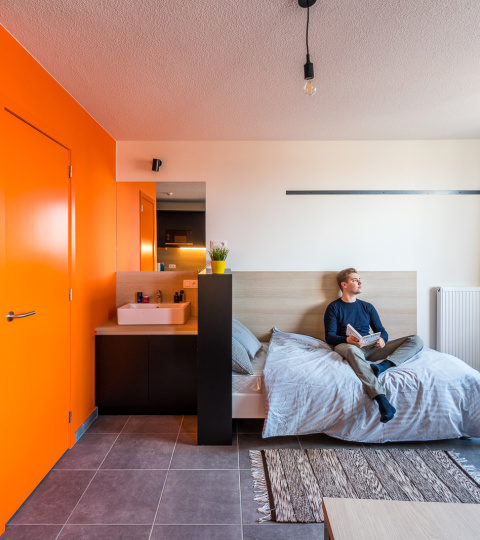 Gate Upkot - Upstudio
